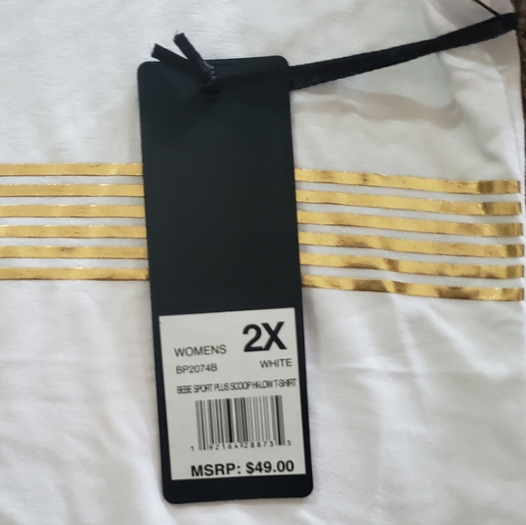 NWT Bebe Sport V-neck Tshirt, 2X - Picture 2 of 5